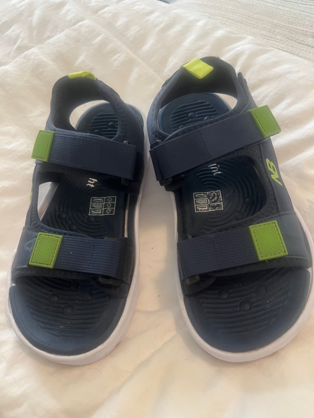 NB Navy and Lime Active Sandals - Lightweight Comfort s”